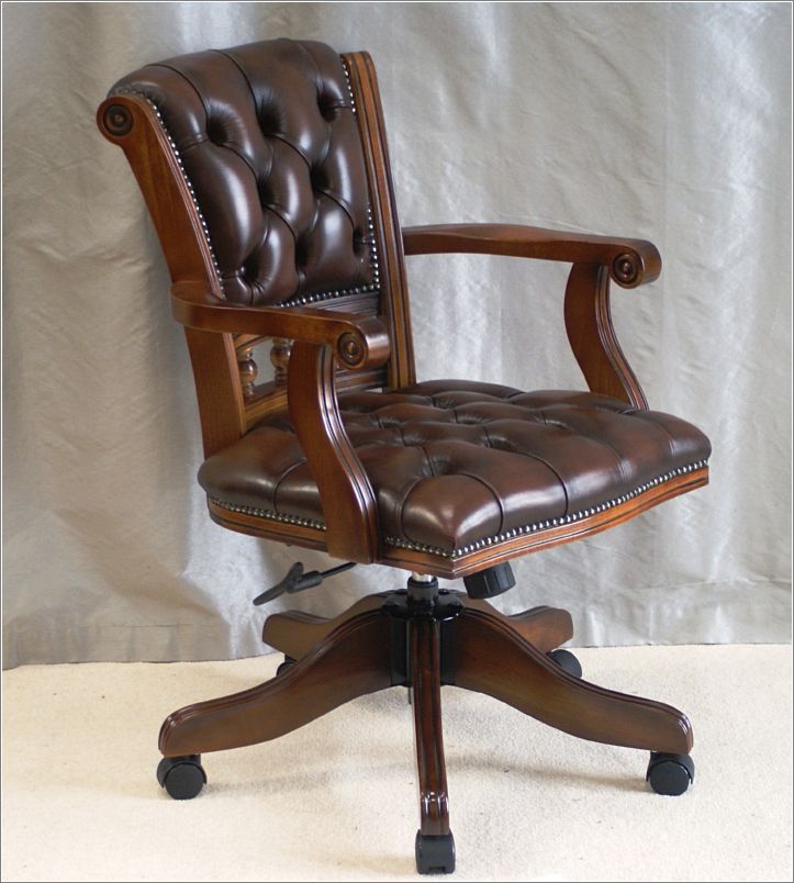 9045 Viscount Chair in Oak and Brown Leather (1)